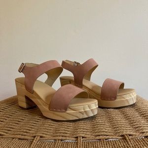 Brand New Nisolo Clogs Size 7 with Leather Care Kit